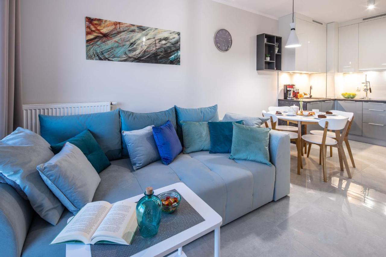 Blue Gardenia Apartment *