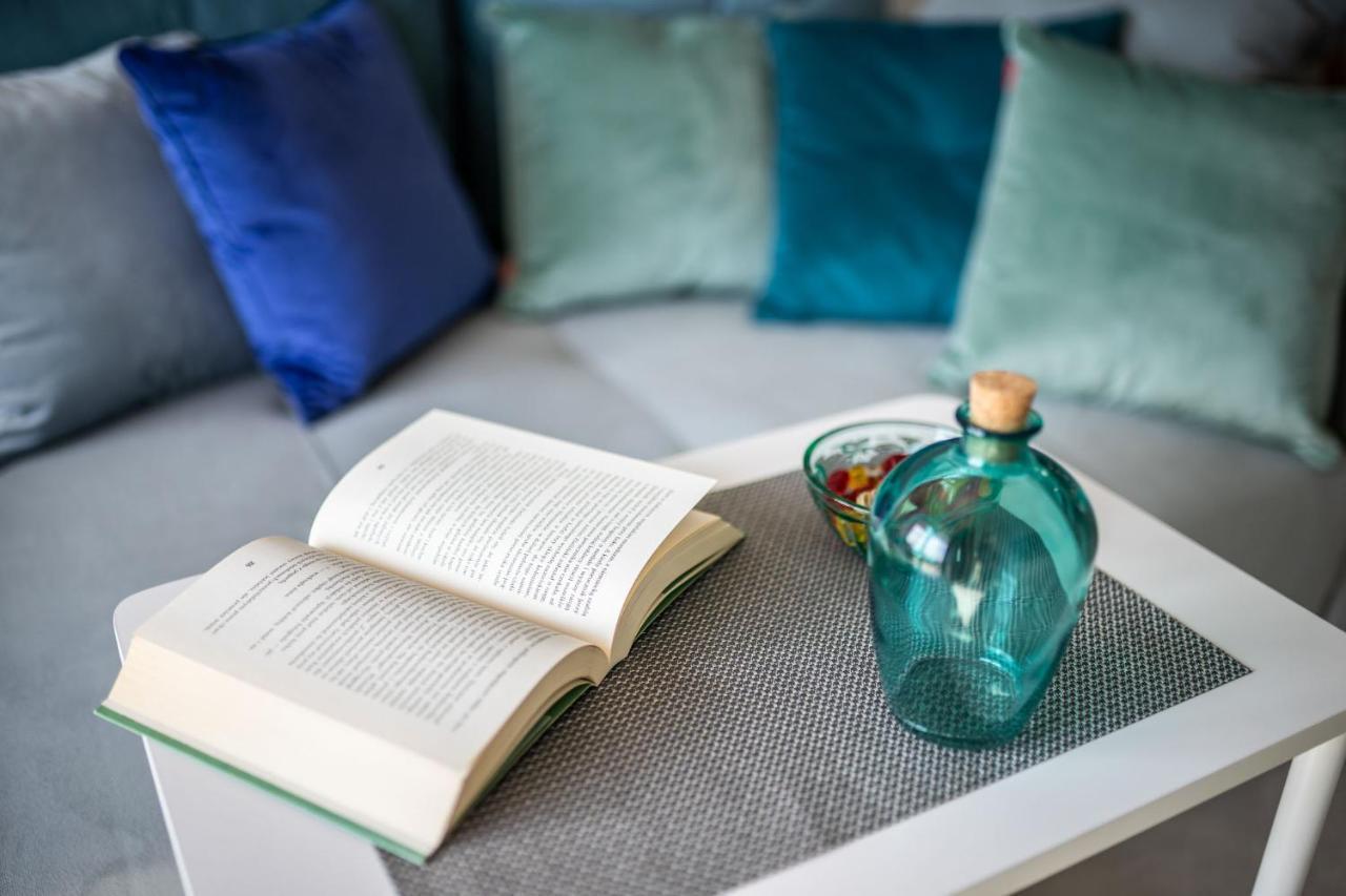 Blue Gardenia Apartment